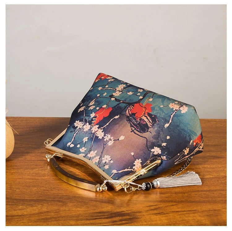 Vintage Designer Lock Shell Bags Pure Handmade Bag Fringe Chain Women Shoulder Crossbody Bag Chic Lady Women's Handbags Well Bag