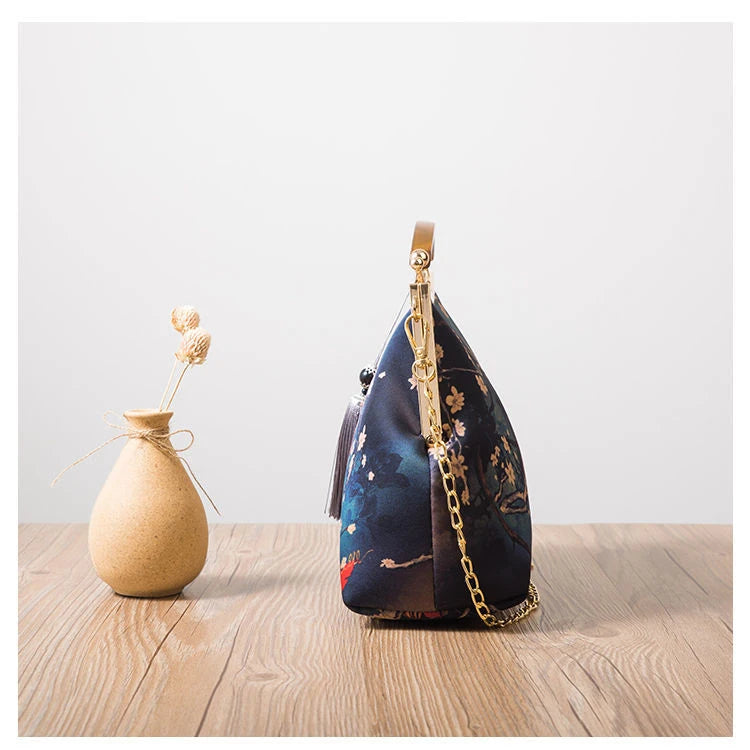 Vintage Designer Lock Shell Bags Pure Handmade Bag Fringe Chain Women Shoulder Crossbody Bag Chic Lady Women's Handbags Well Bag