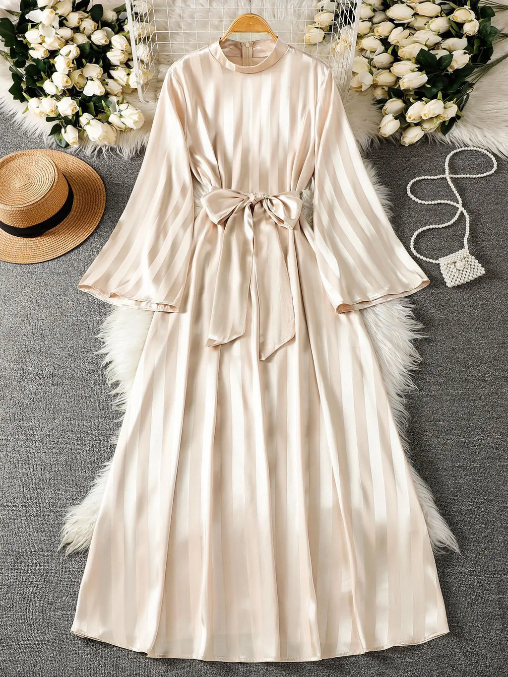 Dress for Women Flared Sleeve Plain Abaya Perfect Islamic Holiday Dubai Travel