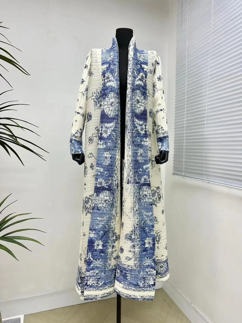 Miyake Pleated Women's Long Cardigan Windbreaker Coat Autumn New Ethnic Style Printing Loose Plus Size Dress Cloak Robe