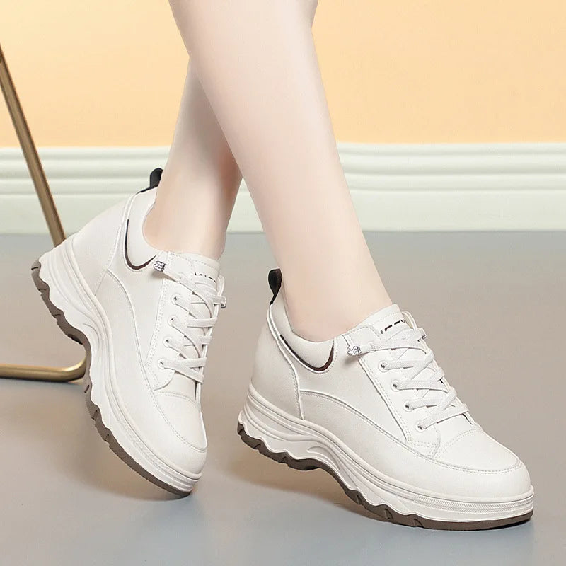 Comfortable Soft Leather Running Sneakers Spring Autumn Middle-aged Elderly Fashion Chunky Causal Women Mother Shoes