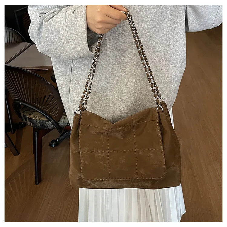 New Retro Pu Commuting Tote Bag for Women  Large Capacity Shopping Accessorise Shoulder Bag  Simple Leisure Texture Chain Bag