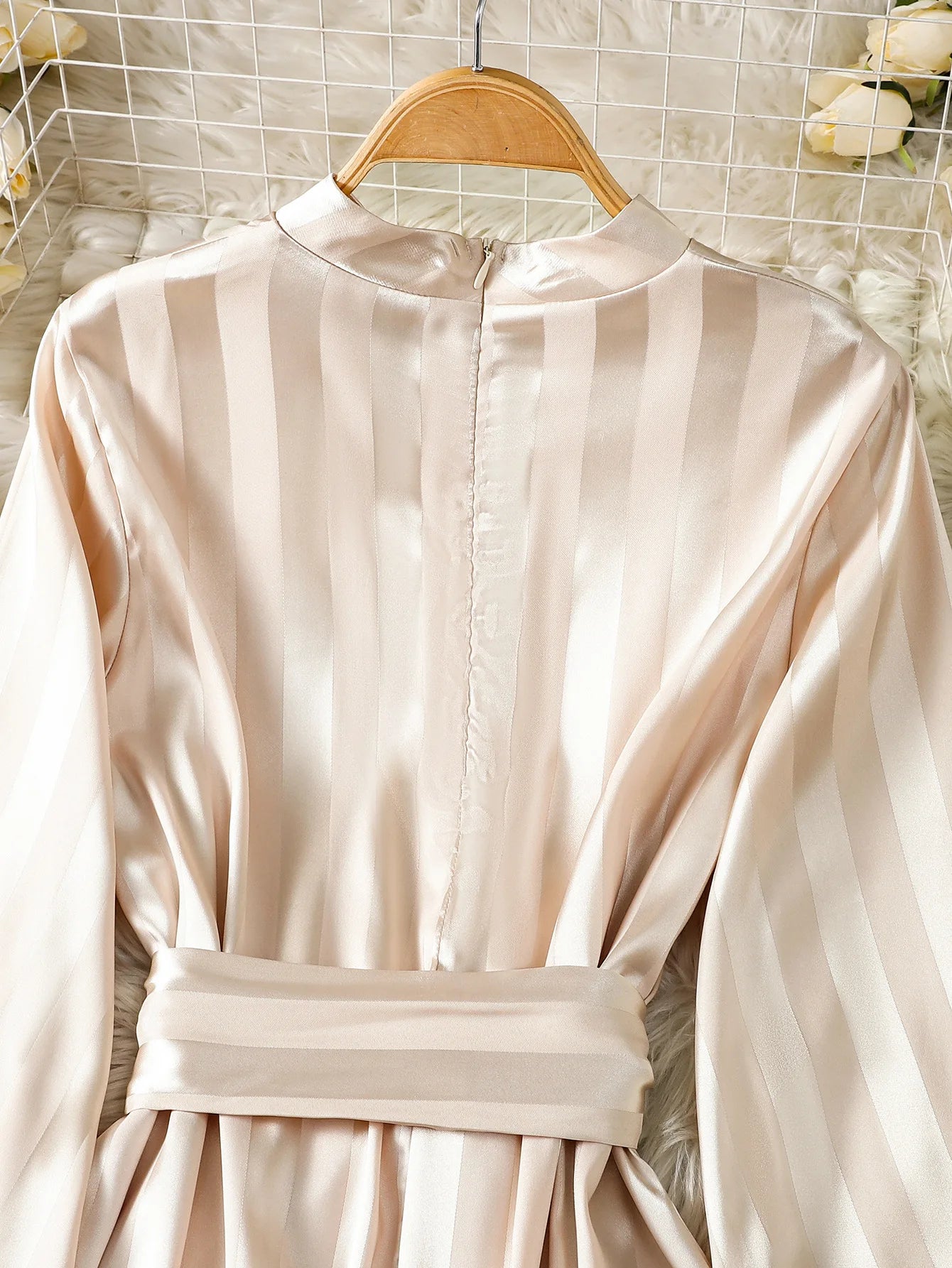 Dress for Women Flared Sleeve Plain Abaya Perfect Islamic Holiday Dubai Travel