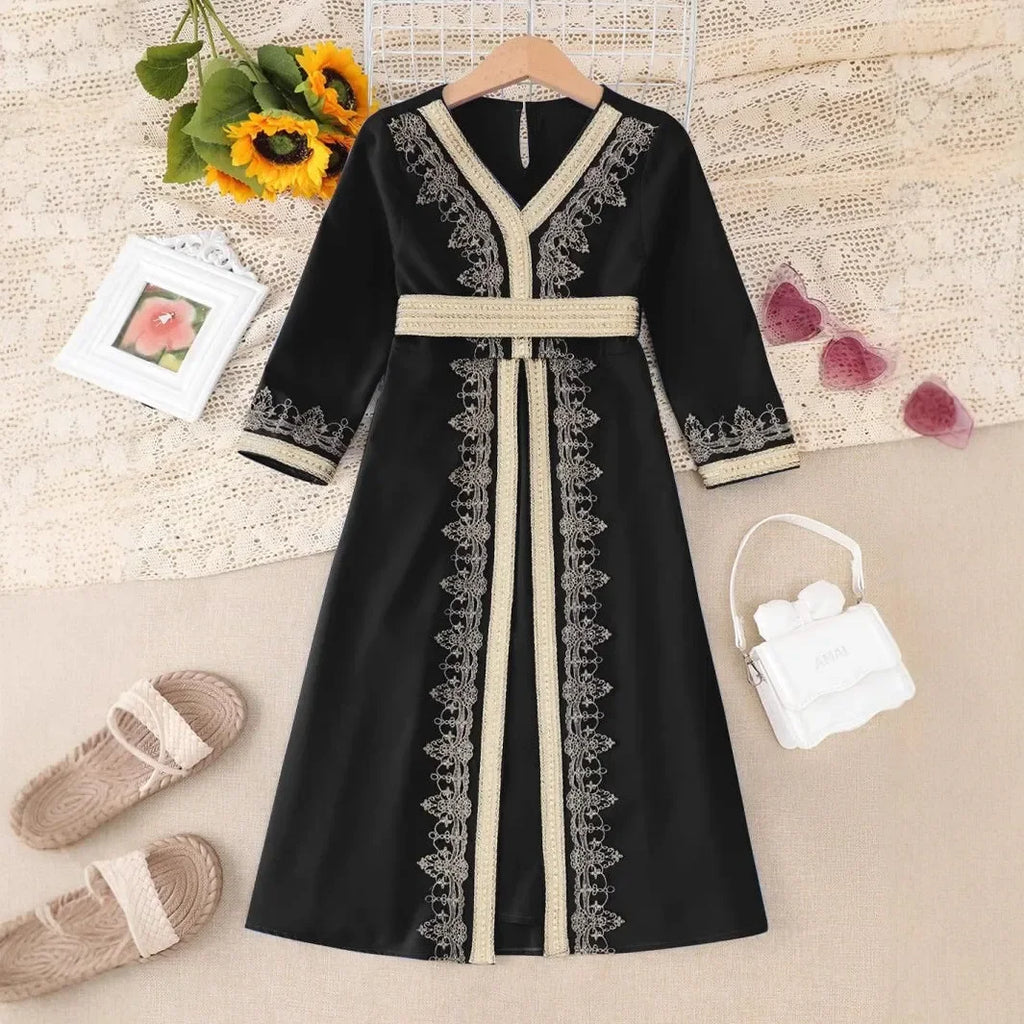 New Girl Ethnic Kaftan Dress Fashion Muslim Child Lace With Bow Belt Long Sleeves Dubai Banquet Gown Dress