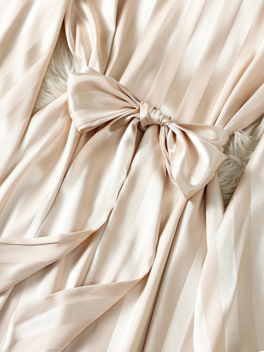 Dress for Women Flared Sleeve Plain Abaya Perfect Islamic Holiday Dubai Travel