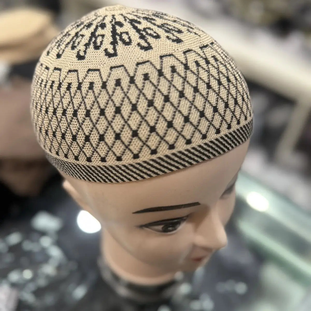 Ethnic Hats for Africa Men Knitted Cap Eid Prayer Khaki Street Melon Hat Fashion Classic Islam Beanies Kuki Caps Male 54-59cm