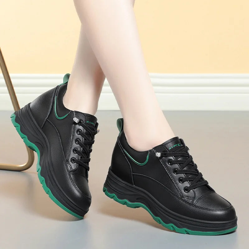 Comfortable Soft Leather Running Sneakers Spring Autumn Middle-aged Elderly Fashion Chunky Causal Women Mother Shoes