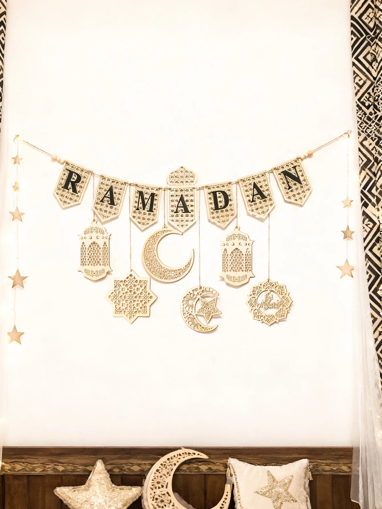 Ramadan Kareem Wooden Banner Garland - Islamic Moon Star Lantern Hanging Decor for Muslim Festival Home Party Wall Ornament Gift