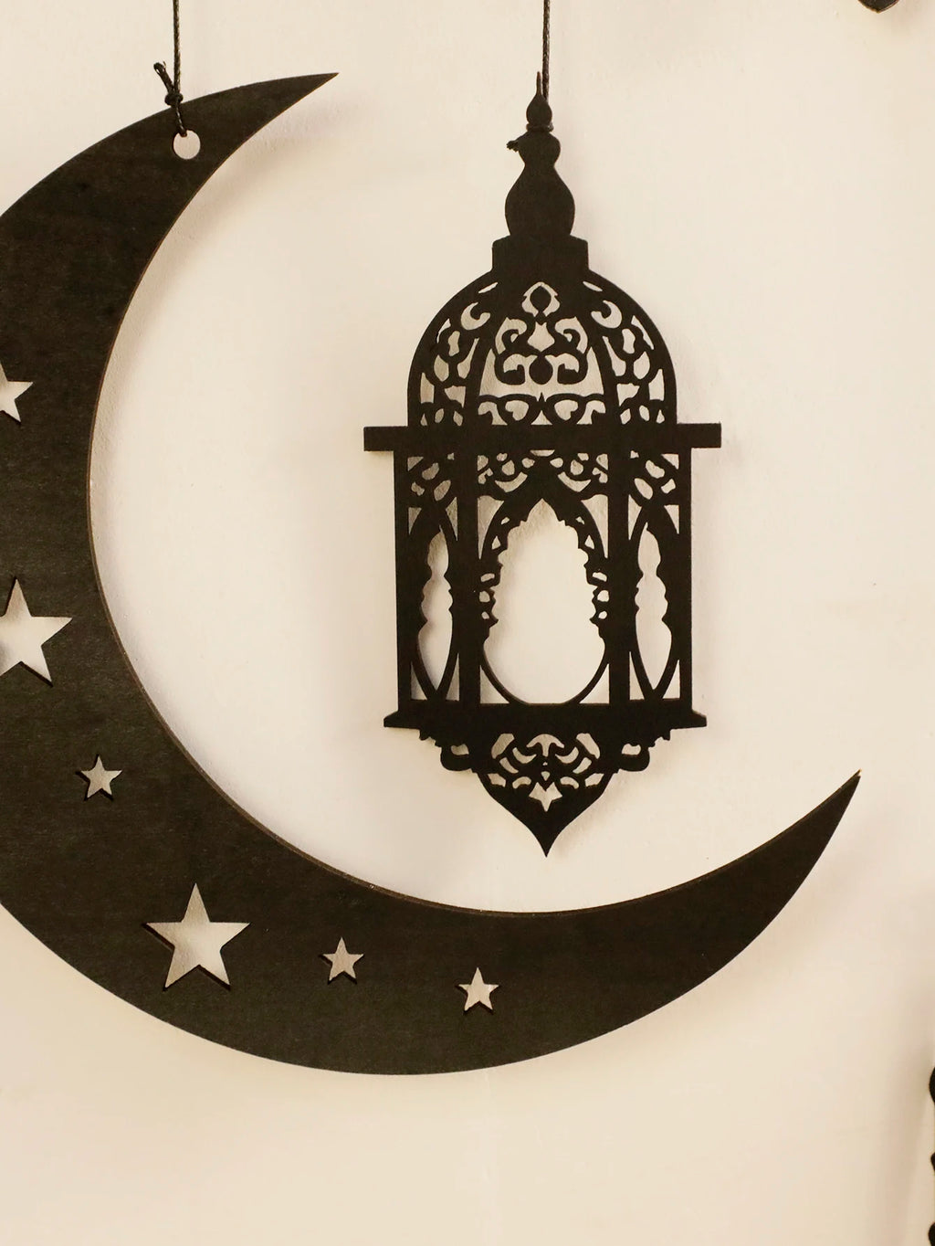 Islamic Moon and Lantern Wall Hanging - Black Wooden Laser-Cut Crescent Moon with Stars Tassels，Eid Home Decor Moroccan Lanterns