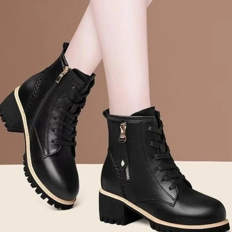 Women's Chunky Sole Ankle Boots     Lace-Up & Side-Zip Combat Boots Winter Fleece-Lined Booties Versatile Leather Boots Platfo