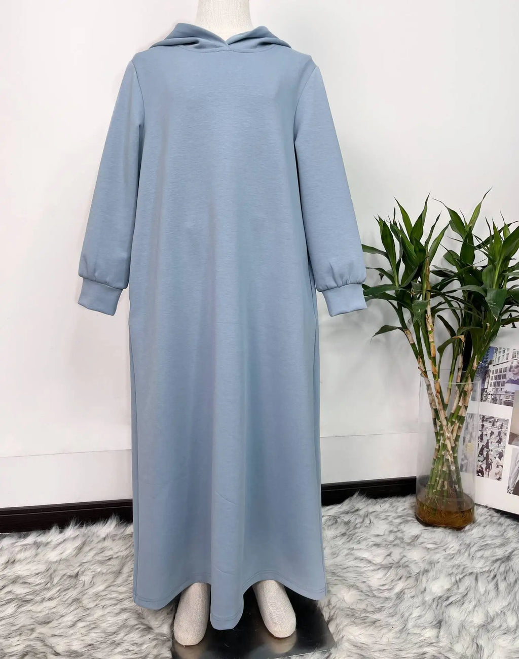 Middle East Muslim Fashion Abayas for Girls Solid Color Simple Hoodie Dress with Pocket Hooded Cuff Design Eid Ramadan Kids Robe