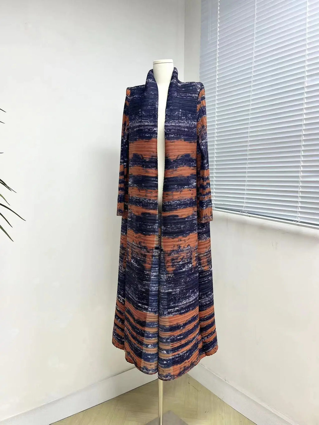 Miyake Pleated Women's Long Cardigan Windbreaker Coat Autumn New Ethnic Style Printing Loose Plus Size Dress Cloak Robe