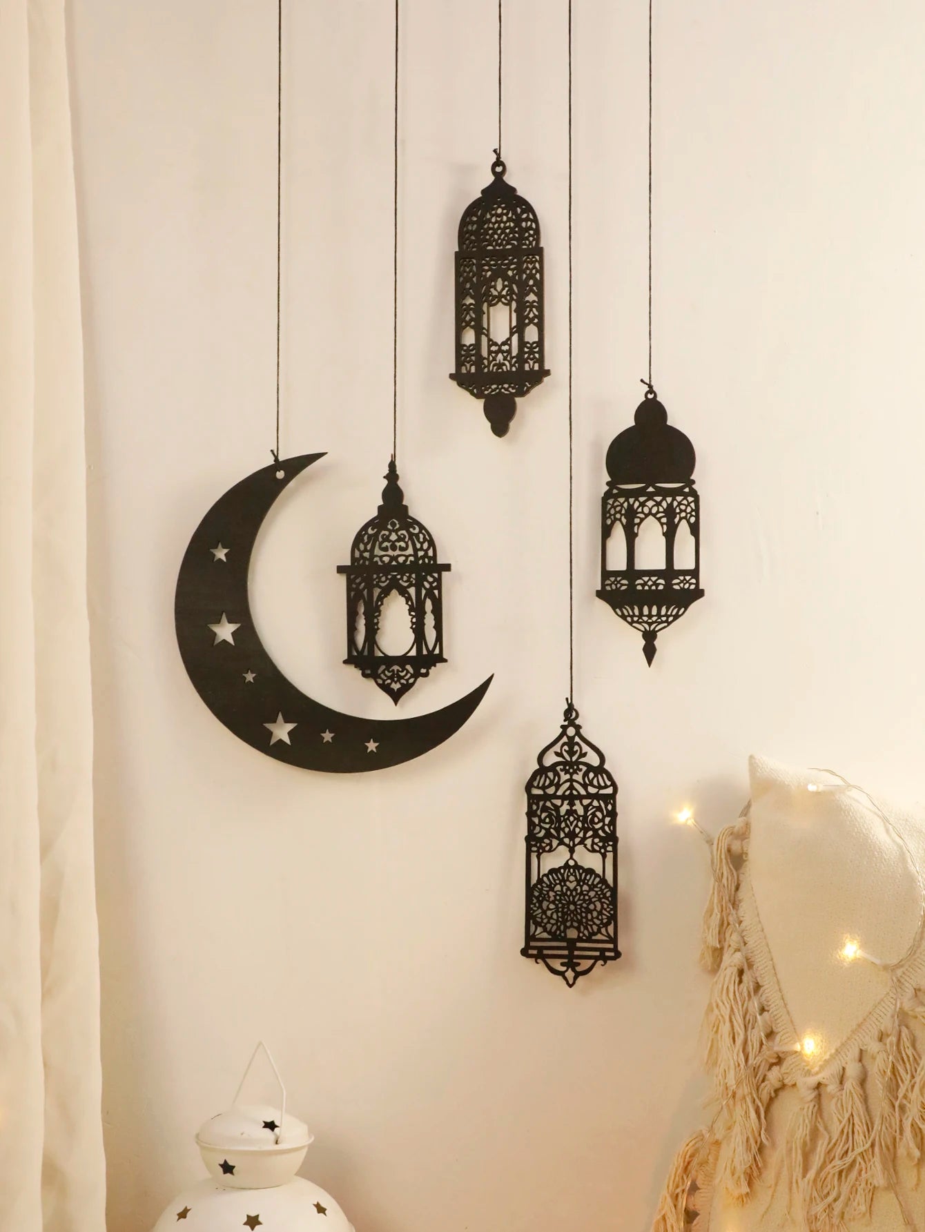 Islamic Moon and Lantern Wall Hanging - Black Wooden Laser-Cut Crescent Moon with Stars Tassels，Eid Home Decor Moroccan Lanterns