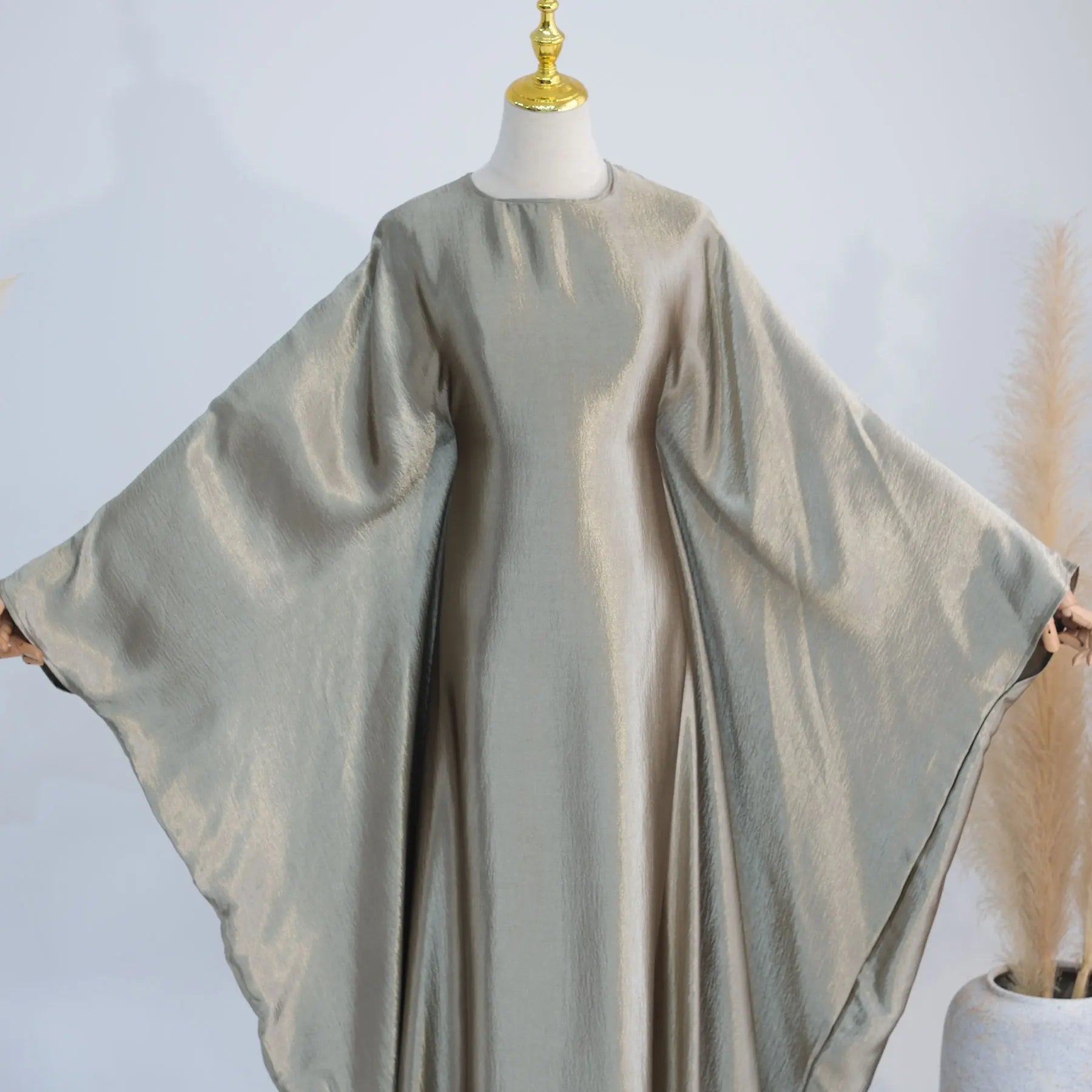 Batwing Satin Shimmer Abaya Damen Dubai Luxury Islam Muslim Kaftan Dress Women Kebaya Vestidos Djellaba Robe Femme Musulmane