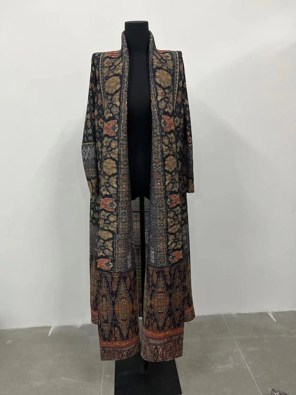 Miyake Pleated Women's Long Cardigan Windbreaker Coat Autumn New Ethnic Style Printing Loose Plus Size Dress Cloak Robe
