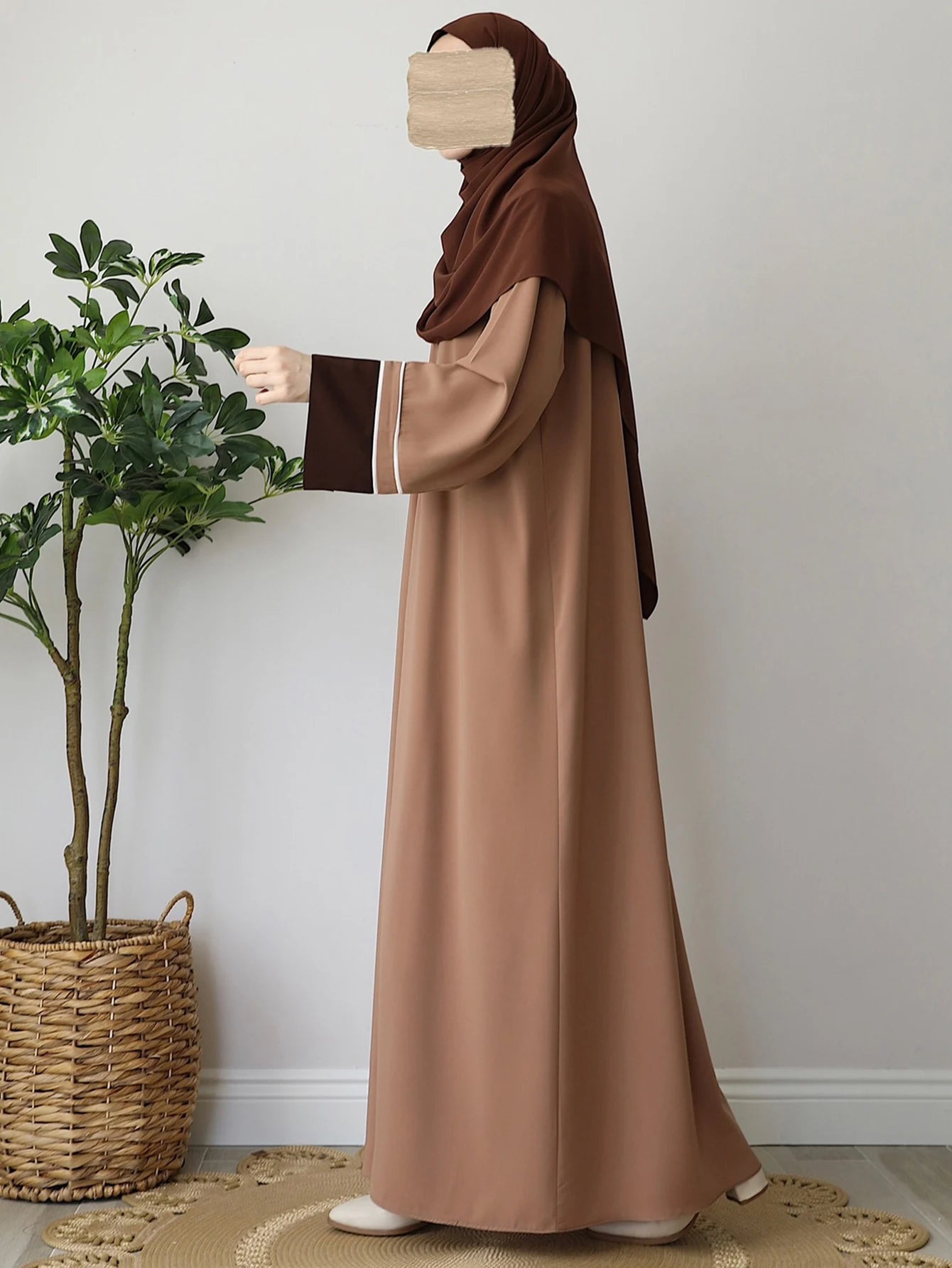 Middle Eastern Muslim Islamic women's patchwork long sleeved loose elegant temperament abaya robe skirt