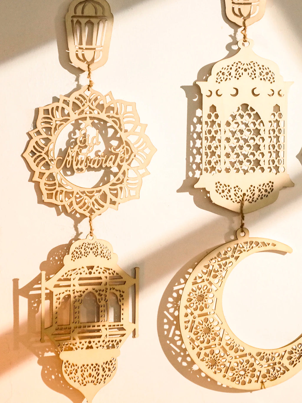 Eid Mubarak Wooden Garland Islamic Moon Star Lantern Hanging Decor for Ramadan Kareem Muslim Festival Home Party Wall Decoration