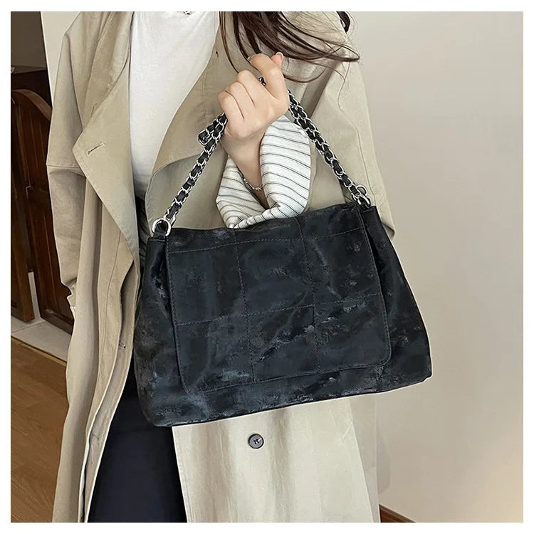 New Retro Pu Commuting Tote Bag for Women  Large Capacity Shopping Accessorise Shoulder Bag  Simple Leisure Texture Chain Bag